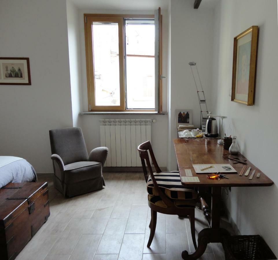 A Sutri Bed&Dinner Eksteriør bilde